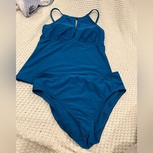 SWIMSUIT Ellen Tracy Size 10 EUC